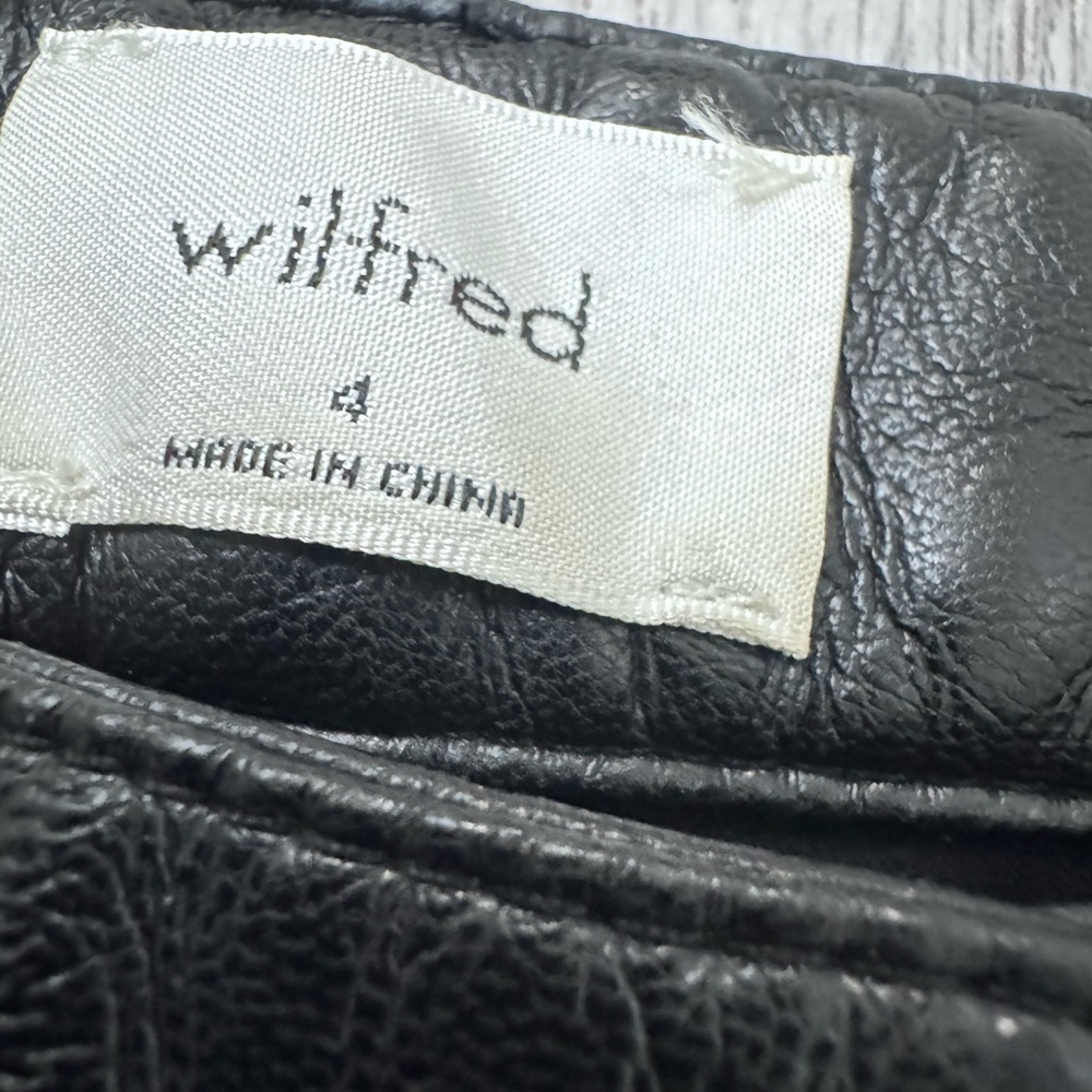 Aritzia Wilfred The Melina Full Length Vegan Faux Leather Straight Pants Black 4 - Picture 9 of 12